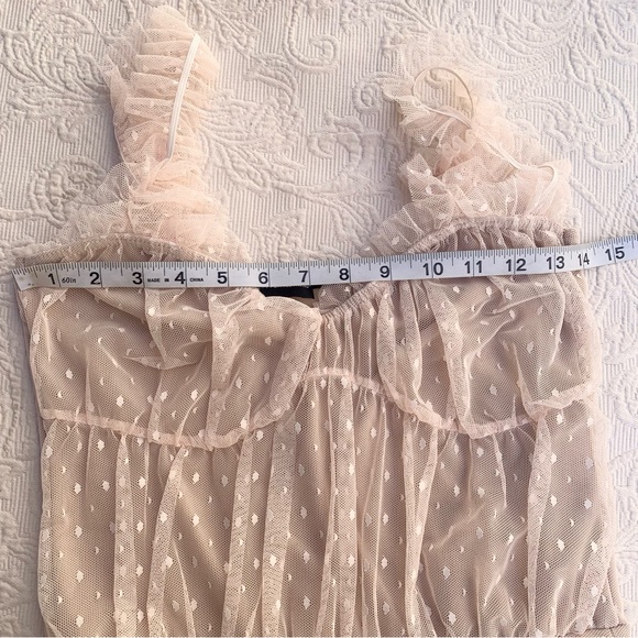 PrettyLittleThing Beige Blush Dobby Mesh Frill Spaghetti Strap Bodysuit - Picture 8 of 9